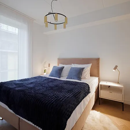 Kotzebue - Kalamaja Luxury - Bold & Refined Lägenhet