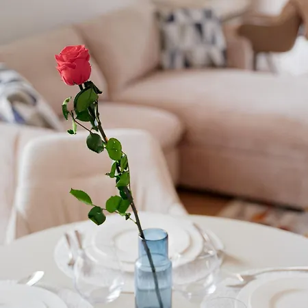 Kotzebue - Kalamaja Luxury - Bold & Refined Lejlighed