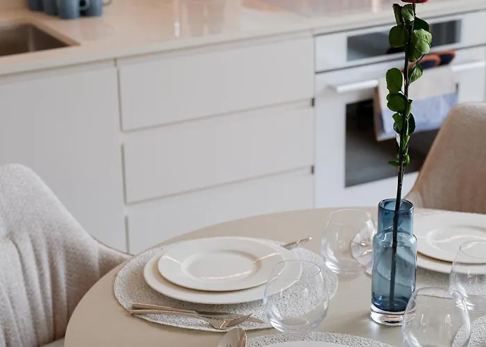 Kotzebue - Kalamaja Luxury - Bold & Refined *