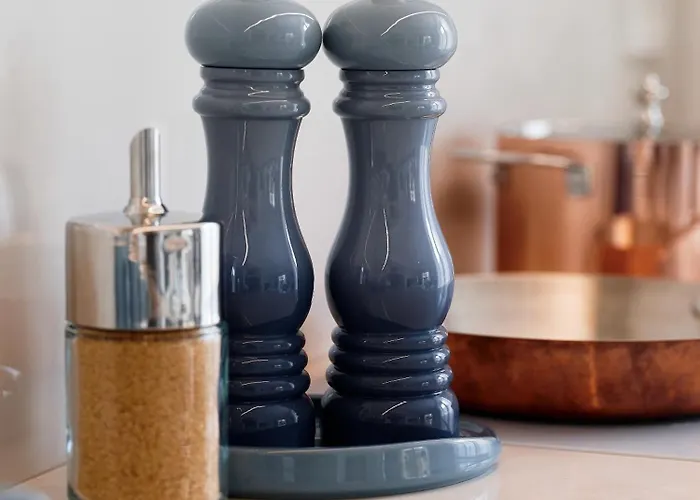 شقة Kotzebue - Kalamaja Luxury - Bold & Refined تالين